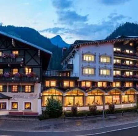 Hotel Alpenrose Wellnesshotel Bach (Tyrol)